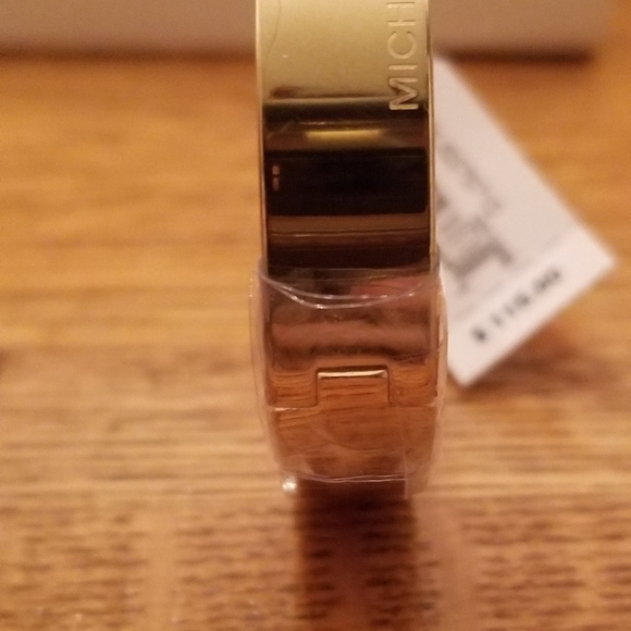 Michael Kors Rose Gold Tortoise Fold Hinged Bangle - Picture 13 of 14